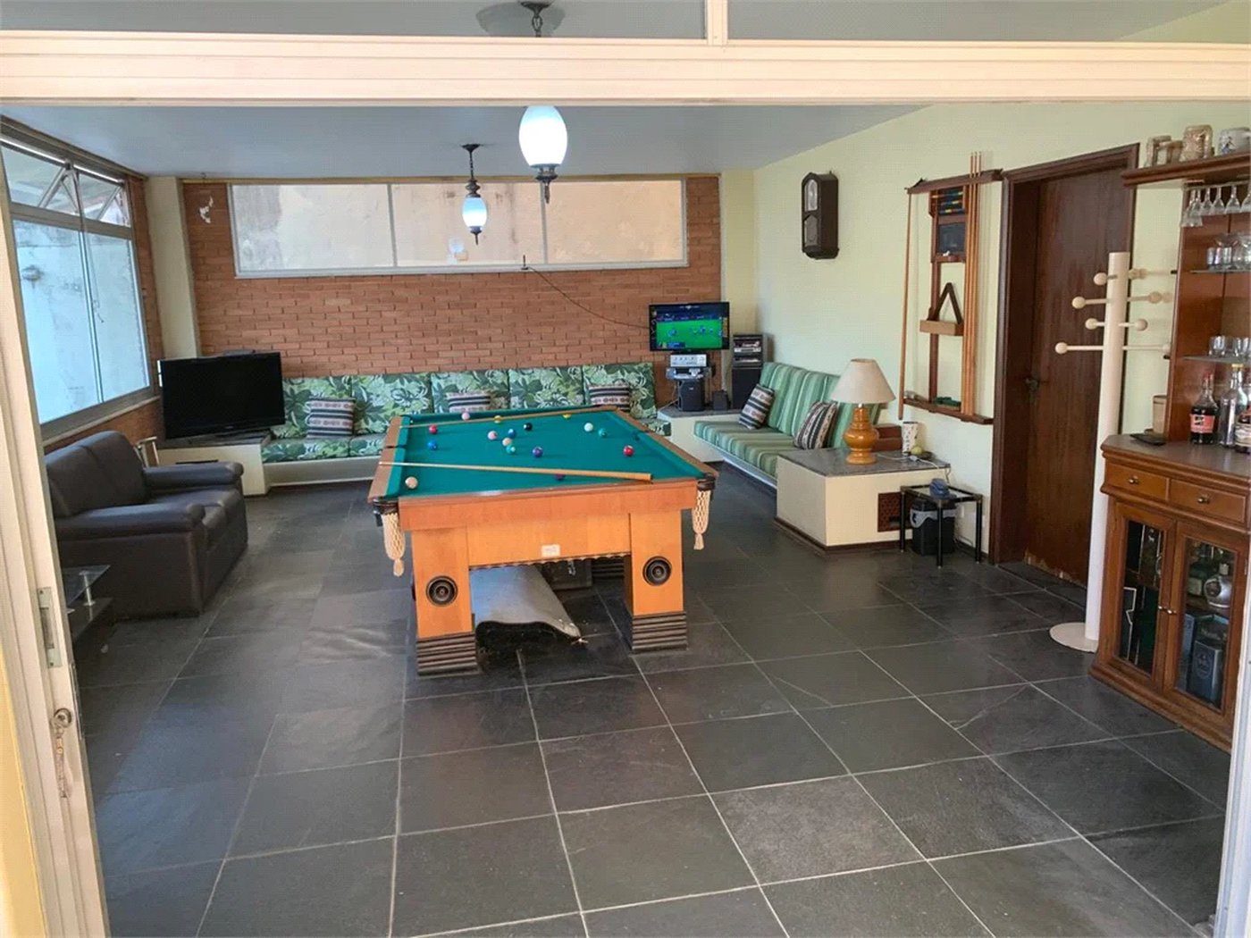 Casa à venda com 4 quartos, sendo 2 suítes, em Vila São Francisco, São Paulo, SP