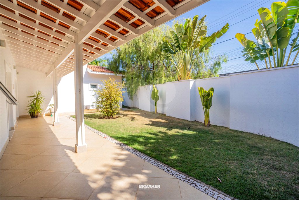 Casa à venda com 3 quartos, sendo 1 suíte,  no condomínio Vinhas da Vista Alegre - Lado Sede, Vinhedo - SP