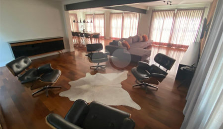 Casa à venda com 4 suítes no condomínio Gleba II, Mairiporã - SP