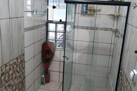 Apartamento à venda com 3 quartos, sendo 1 suíte,  no Centro, Mogi das Cruzes, SP