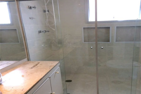 Apartamento à venda com 3 quartos, sendo 1 suíte,  em Vila Andrade, São Paulo, SP