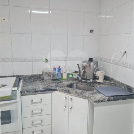 Casa à venda com 3 quartos, sendo 1 suíte, no condomínio Moradas do Ipê, São Paulo - SP