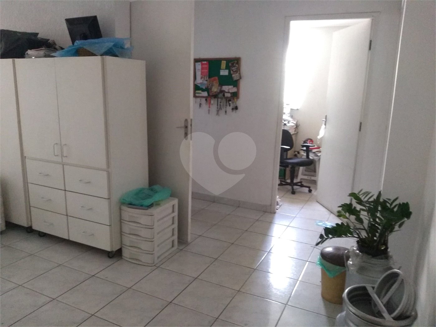 Casa em condomínio à venda com 3 quartos, sendo 1 suíte,  em Jardim Caboré, São Paulo, SP