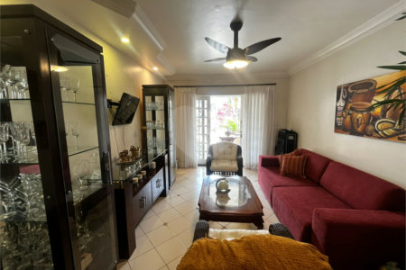 Casa à venda com 6 quartos, sendo 3 suítes, no Centro, Itapetininga, SP