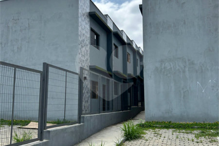 Villagio à venda com 2 quartos em Vila São Paulo, Mogi das Cruzes, SP
