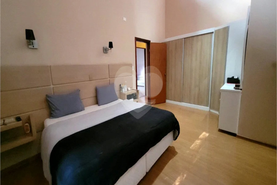 Casa à venda com 4 quartos, sendo 1 suíte, no condomínio Alpes da Cantareira, Mairiporã - SP