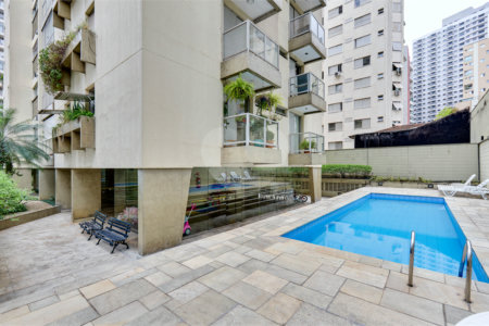 Apartamento à venda com 3 quartos, sendo 1 suíte, em Vila Olímpia, São Paulo, SP
