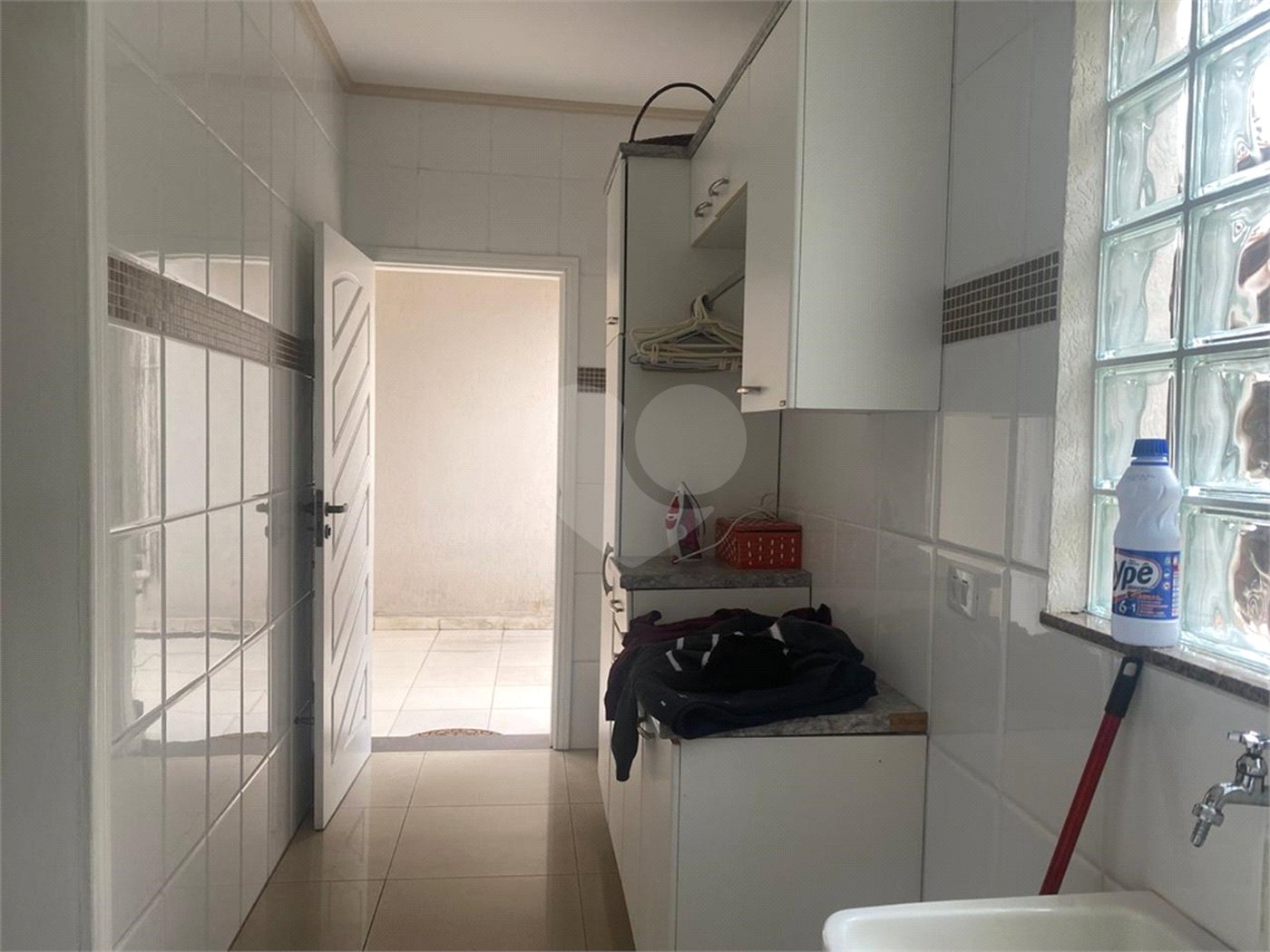 Casa à venda com 3 suítes em Vila Carrão, São Paulo, SP