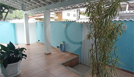 Casa à venda com 4 quartos, sendo 3 suítes,  em Campo Grande, Rio de Janeiro, RJ