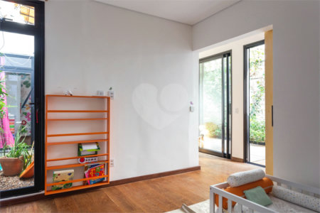 Casa Térrea à venda com 3 quartos, sendo 2 suítes,  em Vila Ipojuca, São Paulo, SP