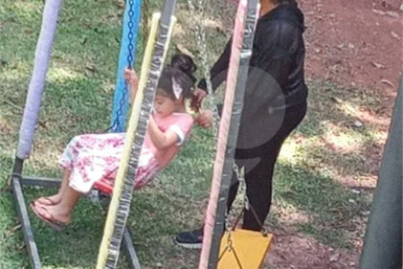 Chácara com 750m² , 4 dormitórios , sendo 1 suíte , 50 vagas , à venda em Santo André.