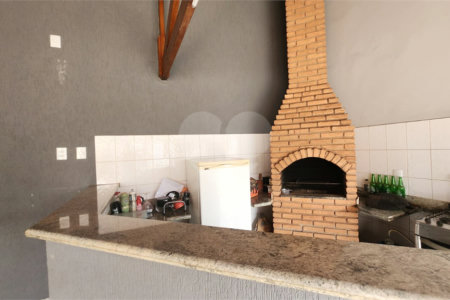 Casa à venda com 3 quartos, sendo 1 suíte, em Vila Harmonia, Araraquara, SP