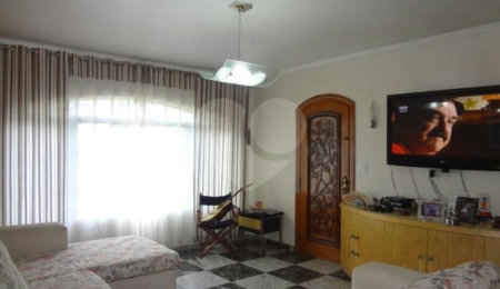 Sobrado à venda com 3 quartos, sendo 1 suíte,  em Santana, São Paulo, SP
