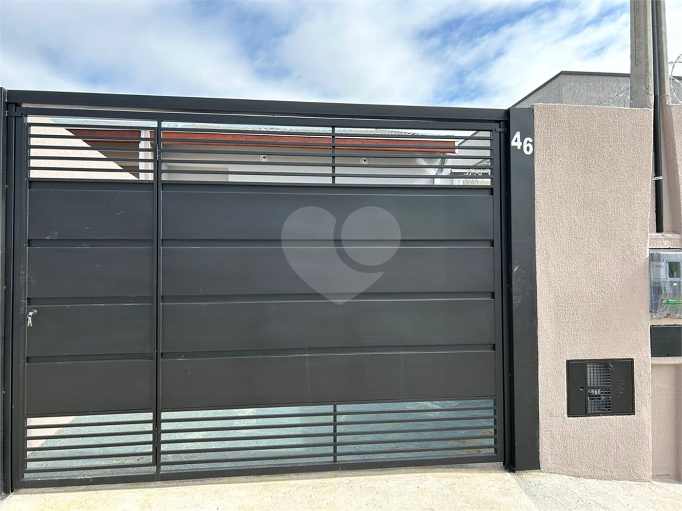 Casa à venda com 2 quartos, sendo 1 suíte, em Residencial Antares, Taubaté, SP