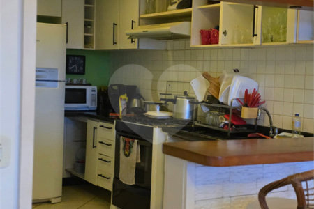 Casa à venda com 5 quartos, sendo 1 suíte,  em Praia Rasa, Armação dos Búzios, RJ
