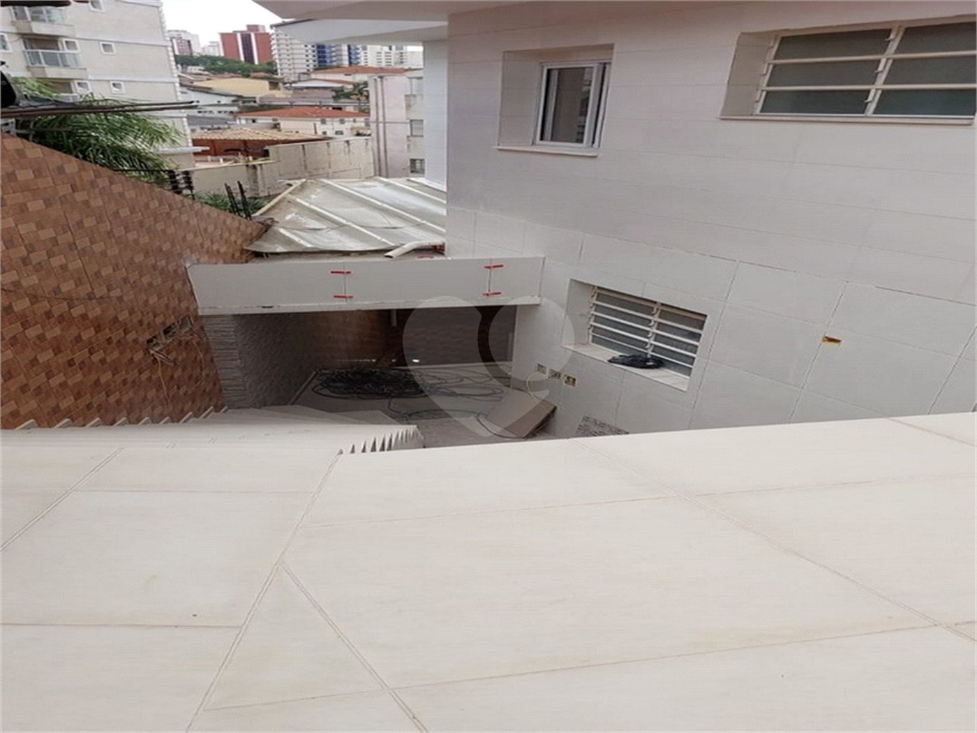 Sobrado à venda com 3 quartos, sendo 2 suítes, em Vila Paulicéia, São Paulo, SP