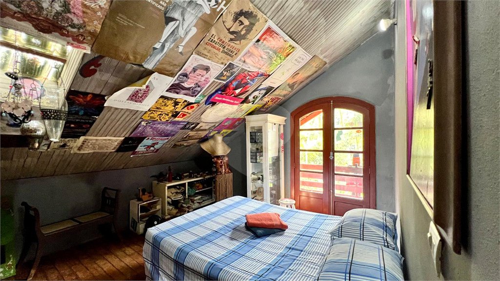Casa à venda com 4 quartos, sendo 1 suíte, em Serra da Cantareira, Mairiporã, SP