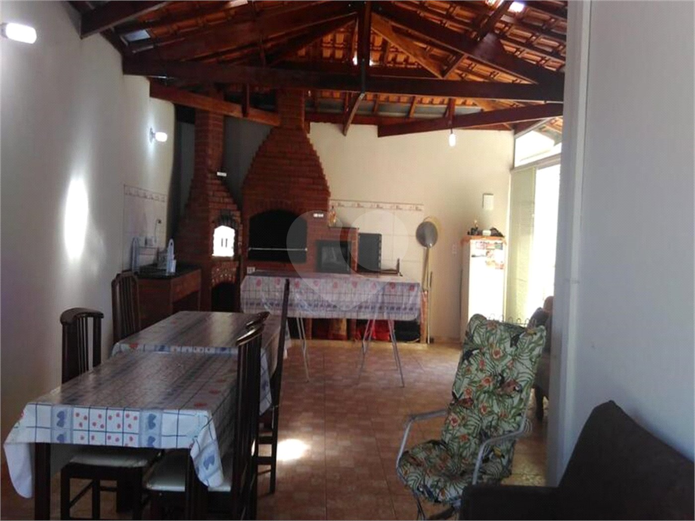 Casa à venda com 4 quartos, sendo 2 suítes, em Loteamento Jardim Parque das Palmeiras, Serra Negra, SP