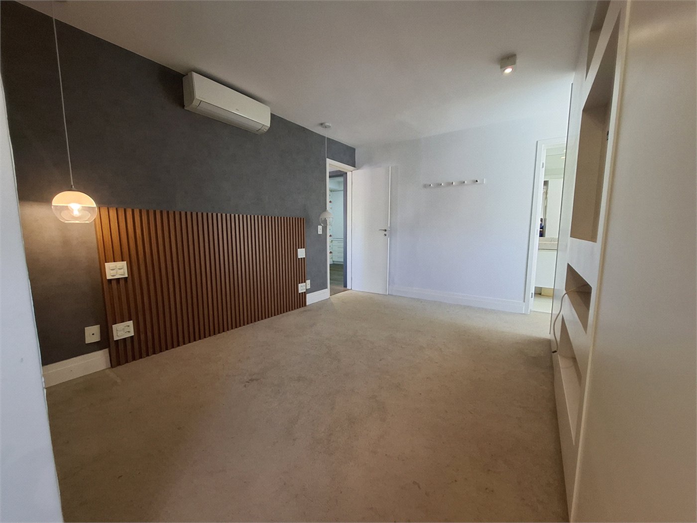 Apartamento à venda com 3 suítes em Vila Ipojuca, São Paulo, SP
