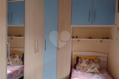 Casa à venda com 4 quartos, sendo 2 suítes, em Jardim Vila Galvão, Guarulhos, SP