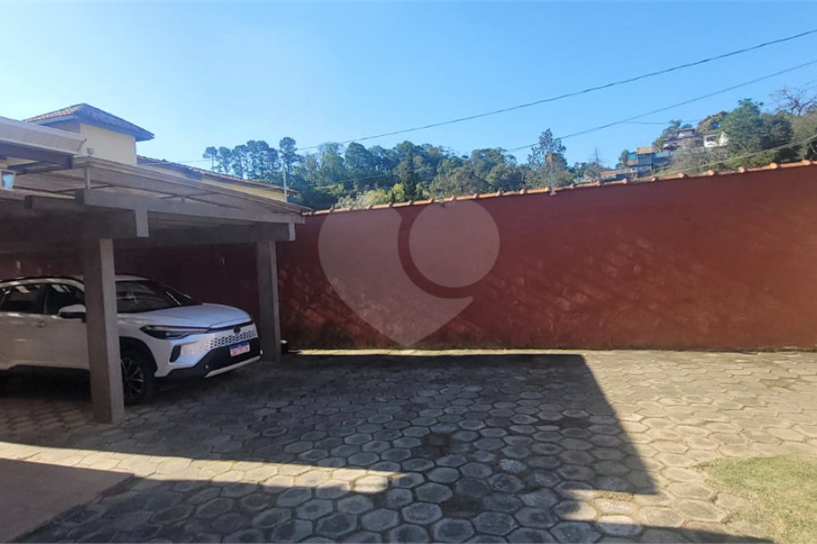 Casa à venda com 3 quartos, sendo 2 suítes,  em Mantiqueira, Mairiporã, SP