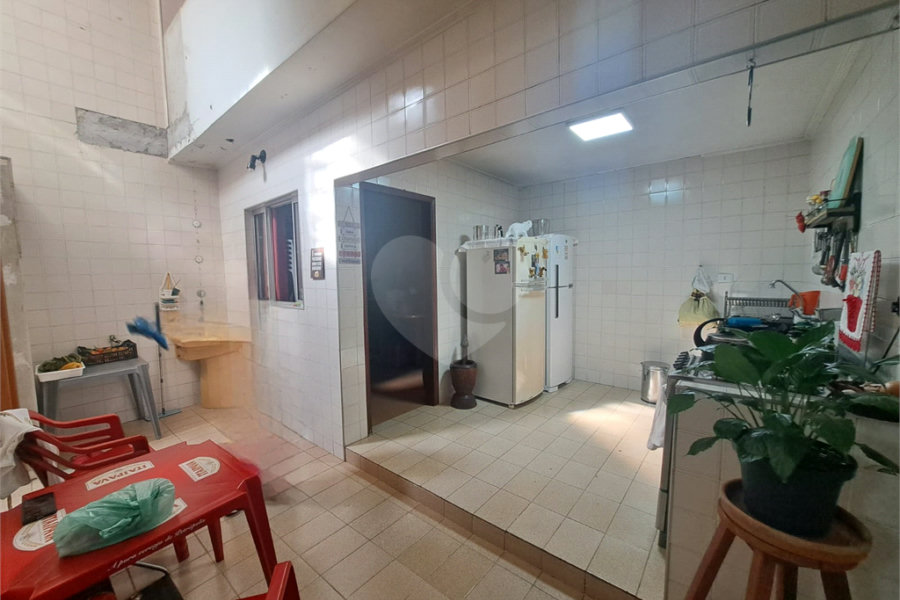 Sobrado à venda com 3 quartos em Vila Sabrina, São Paulo, SP