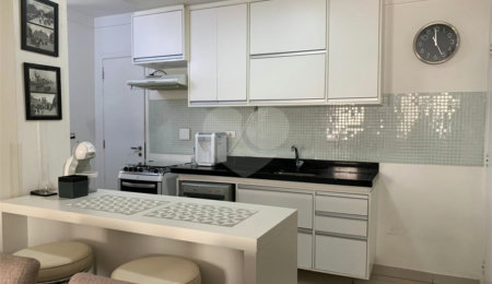 Apartamento à venda com 3 quartos em Moema, São Paulo, SP