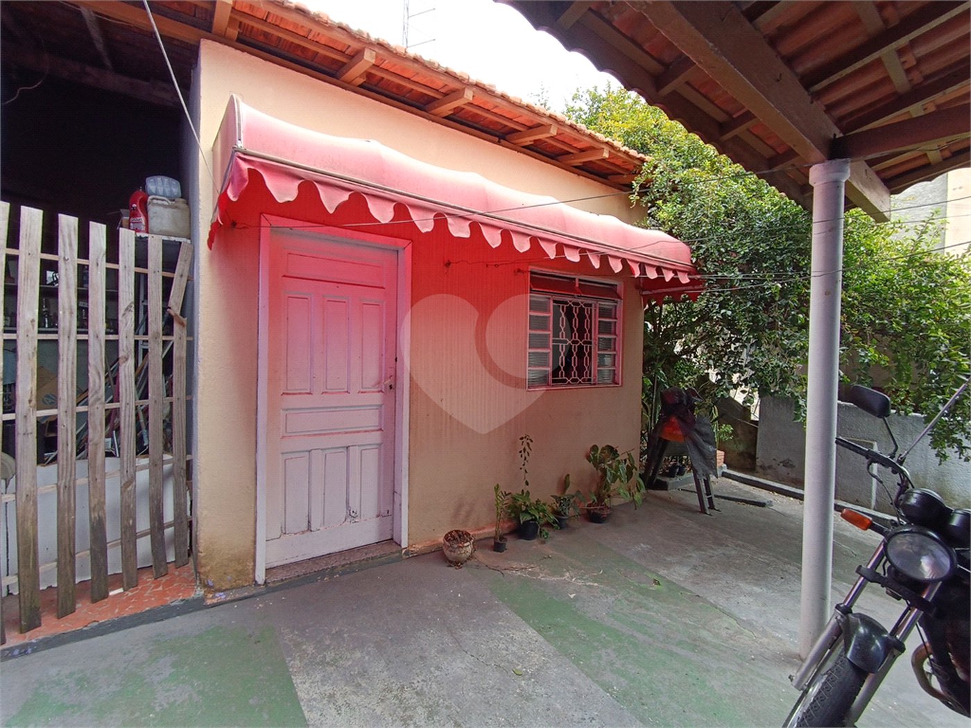 Casa à venda com 2 quartos em Taboão, São Roque, SP