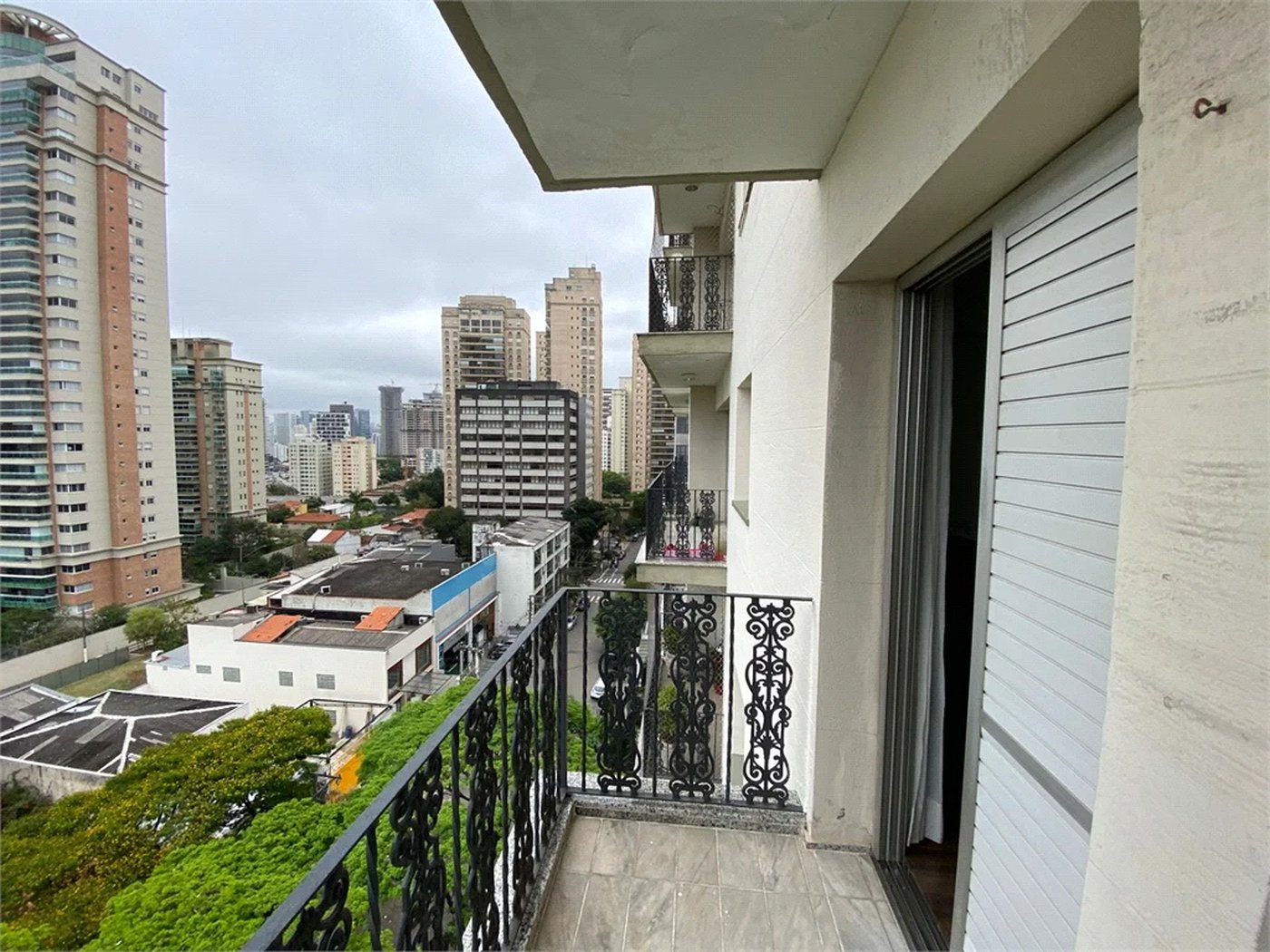 Cobertura à venda com 3 quartos, sendo 1 suíte, em Brooklin Paulista, São Paulo, SP