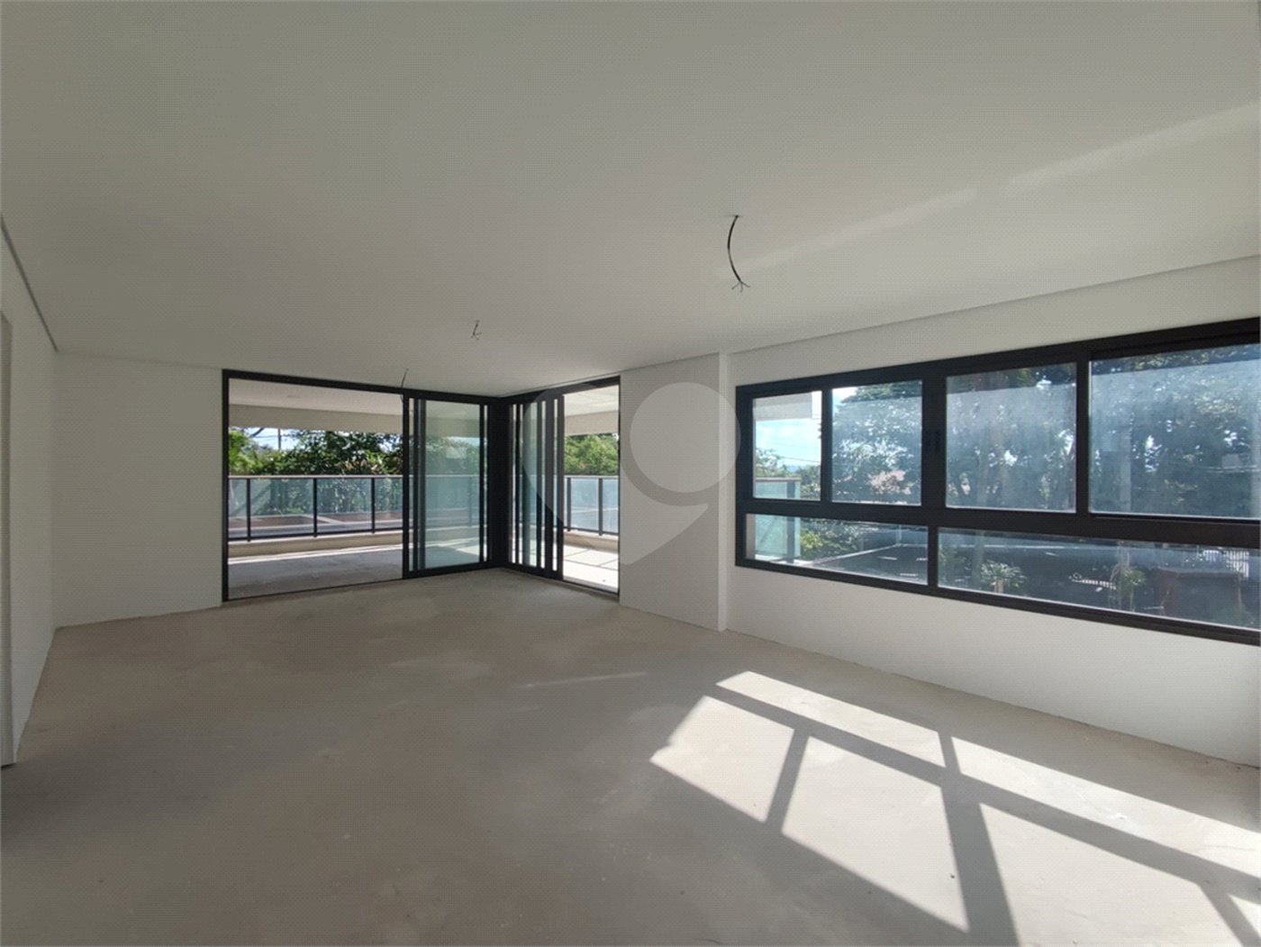 Apartamento à venda com 4 suítes em Jardim Leonor, São Paulo, SP