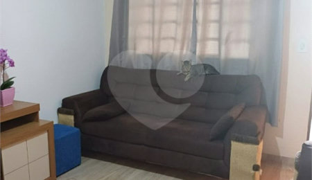 Casa à venda com 3 quartos, sendo 1 suíte,  em Jardim Vinhas do Sol (mailasqui), São Roque, SP