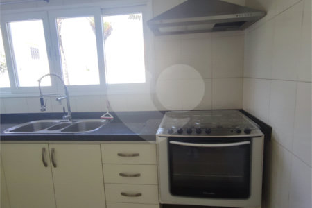 Casa à venda com 3 suítes no condomínio Residencial Suzano, Suzano - SP