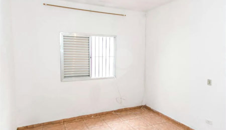Casa Térrea à venda com 1 quarto em Tremembé, São Paulo, SP