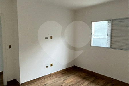 Casa à venda com 3 quartos, sendo 1 suíte,  em Vila Canero, São Paulo, SP