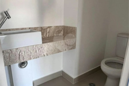 Apartamento à venda com 3 quartos, sendo 1 suíte,  em Vila Independência, São Paulo, SP