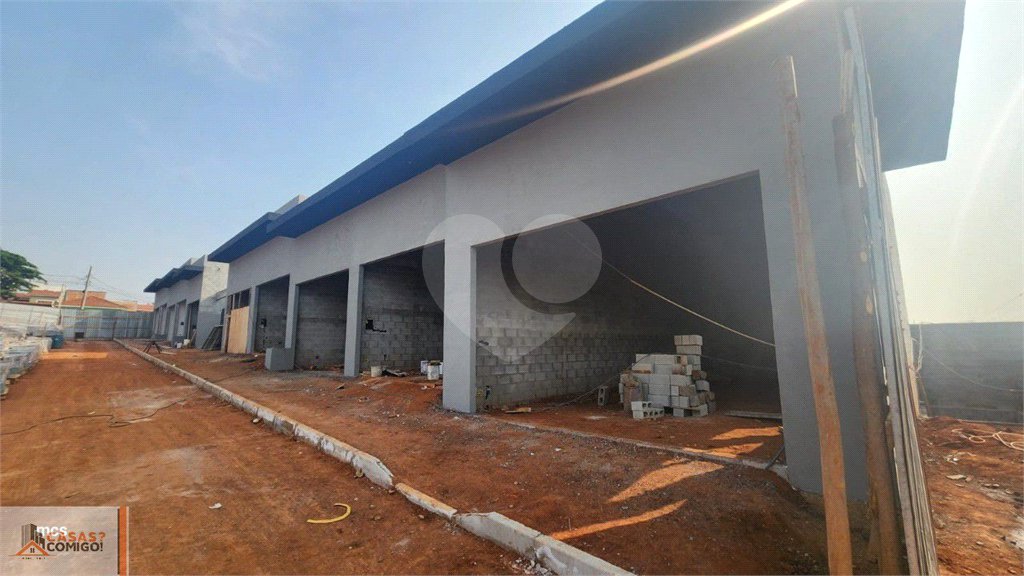 Salão Comercial para alugar em Jardim das Cerejeiras, Atibaia, SP
