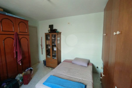Casa à venda com 6 quartos, sendo 2 suítes, em Chora Menino, São Paulo, SP