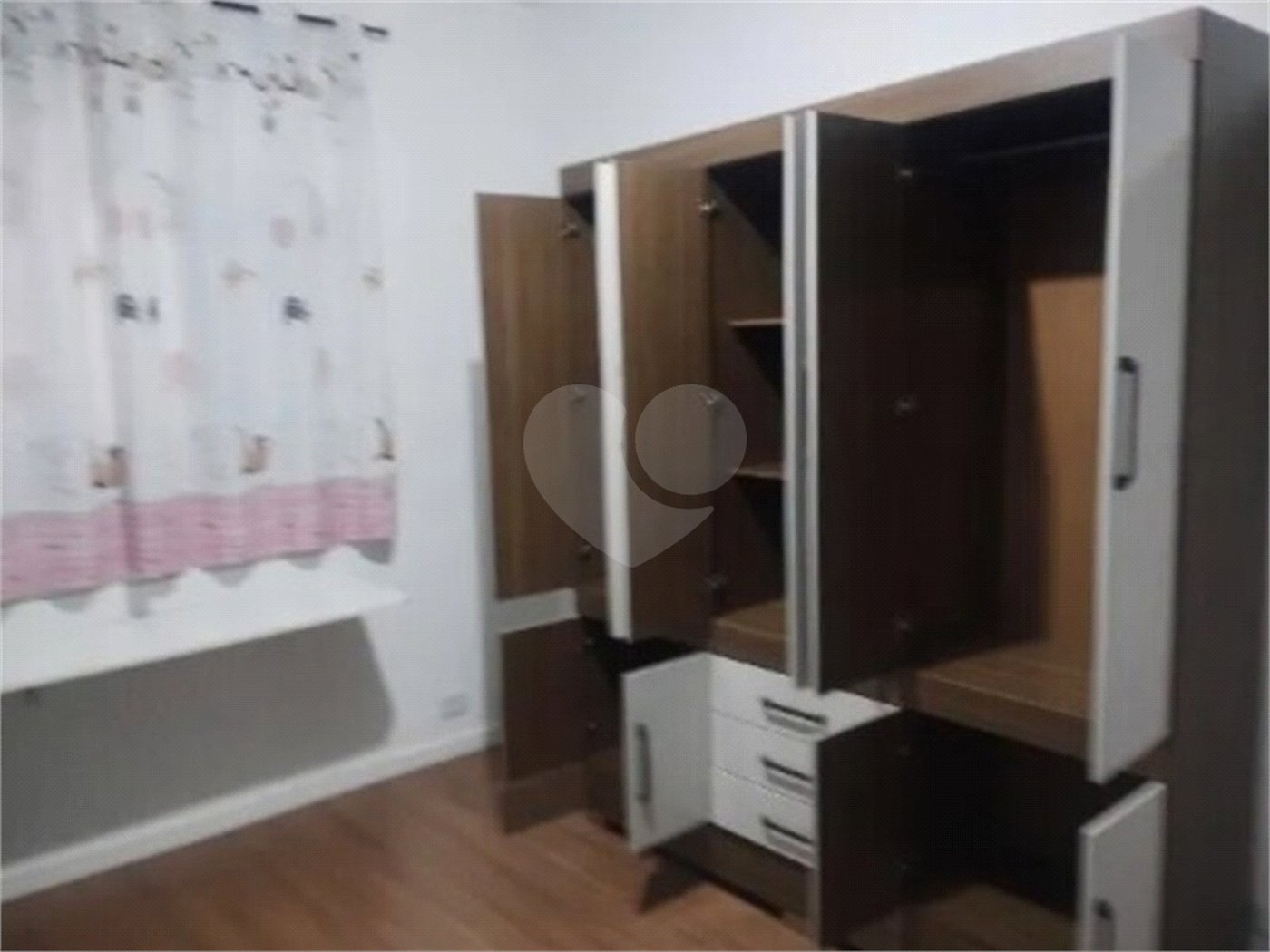 Chácara à venda com 5 quartos, sendo 1 suíte, em Do Carmo (canguera), São Roque, SP