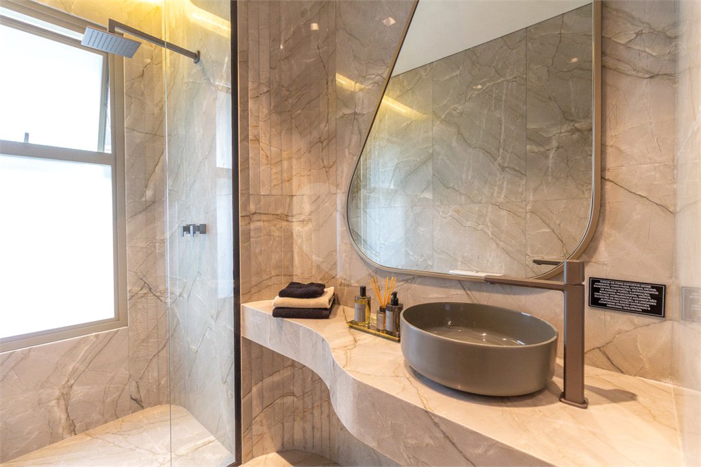 Apartamento à venda com 4 suítes em Pinheiros, São Paulo, SP