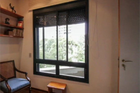 Apartamento à venda com 4 quartos, sendo 3 suítes,  em Vila Andrade, São Paulo, SP