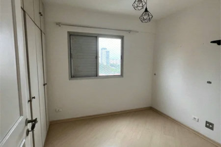 Apartamento à venda com 2 quartos, sendo 1 suíte, em Jardim Ester, São Paulo, SP