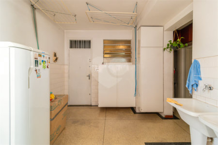 Apartamento à venda com 3 quartos, sendo 1 suíte, em Jardim Paulista, São Paulo, SP