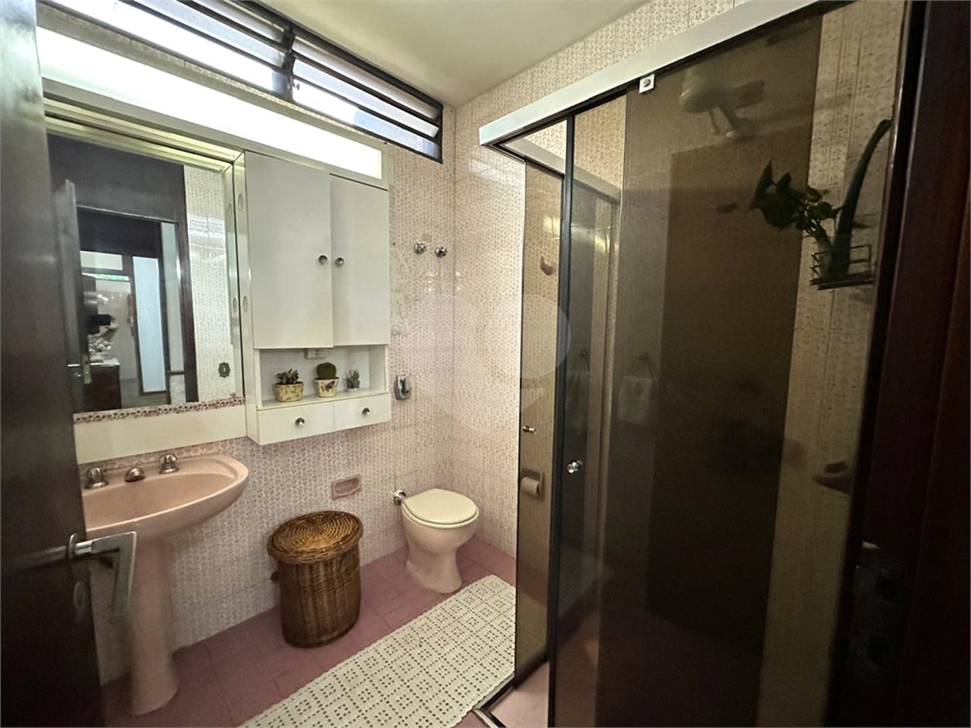 Casa à venda com 3 quartos, sendo 1 suíte, em Jardim Marajoara, São Paulo, SP