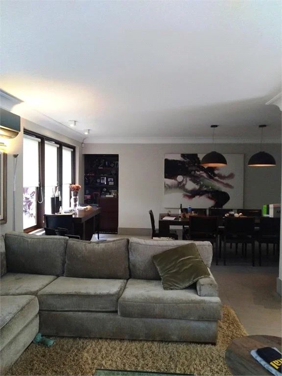 Casa à venda com 4 quartos, sendo 3 suítes, em Vila Tramontano, São Paulo, SP