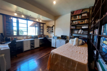 Casa à venda com 3 quartos, sendo 1 suíte, em Botafogo, Rio de Janeiro, RJ