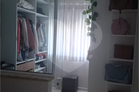 Casa à venda com 3 suítes no condomínio Villa das Flores, Mogi das Cruzes - SP