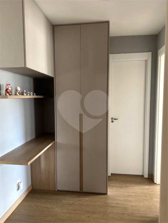 Apartamento à venda com 3 quartos, sendo 1 suíte,  em Jardim Vazani, São Paulo, SP