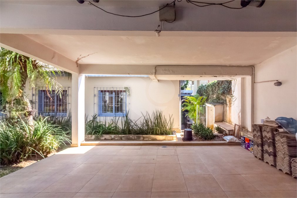 Casa à venda com 4 quartos, sendo 2 suítes, em Chácara Flora, São Paulo, SP