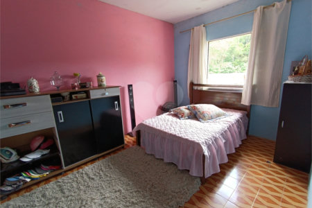 Casa à venda com 3 quartos, sendo 1 suíte, em Jardim Caparelli (mailasqui), São Roque, SP