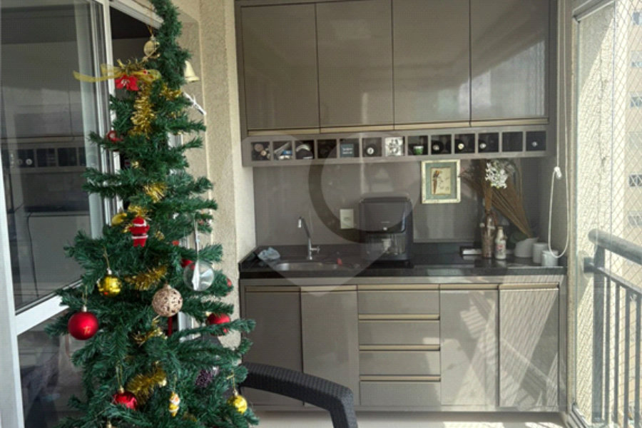 Apartamento à venda com 3 quartos, sendo 1 suíte, em Jardim Leonor Mendes de Barros, São Paulo, SP